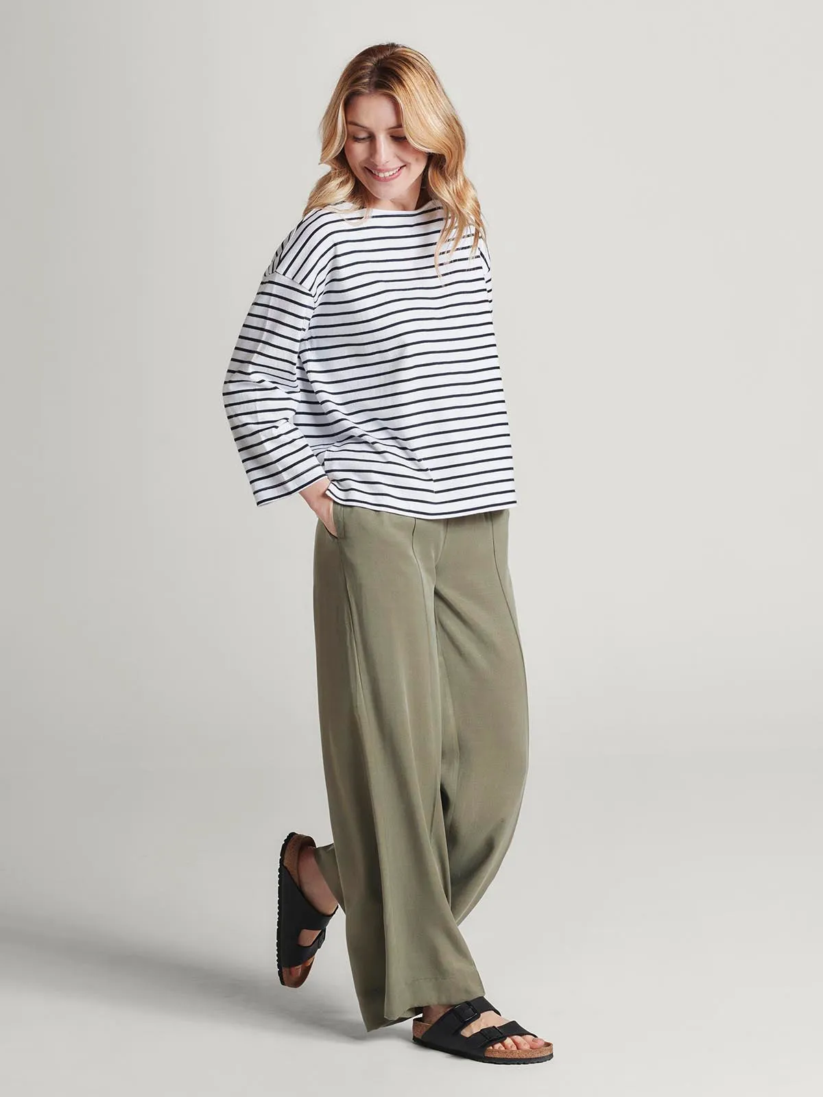 Faya Tencel™ Wide Leg Trouser - Cargo Green