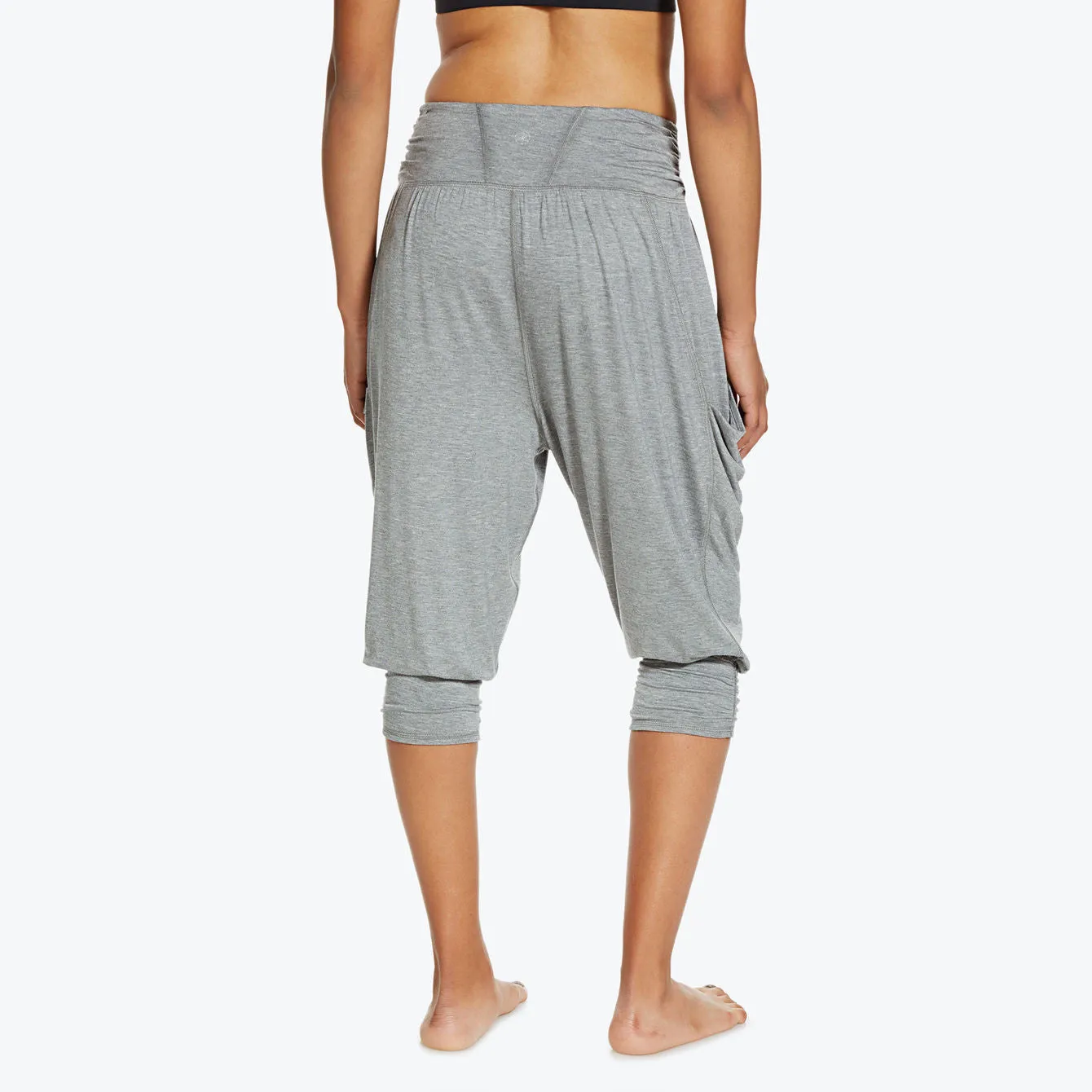 Phoebe Harem Capri