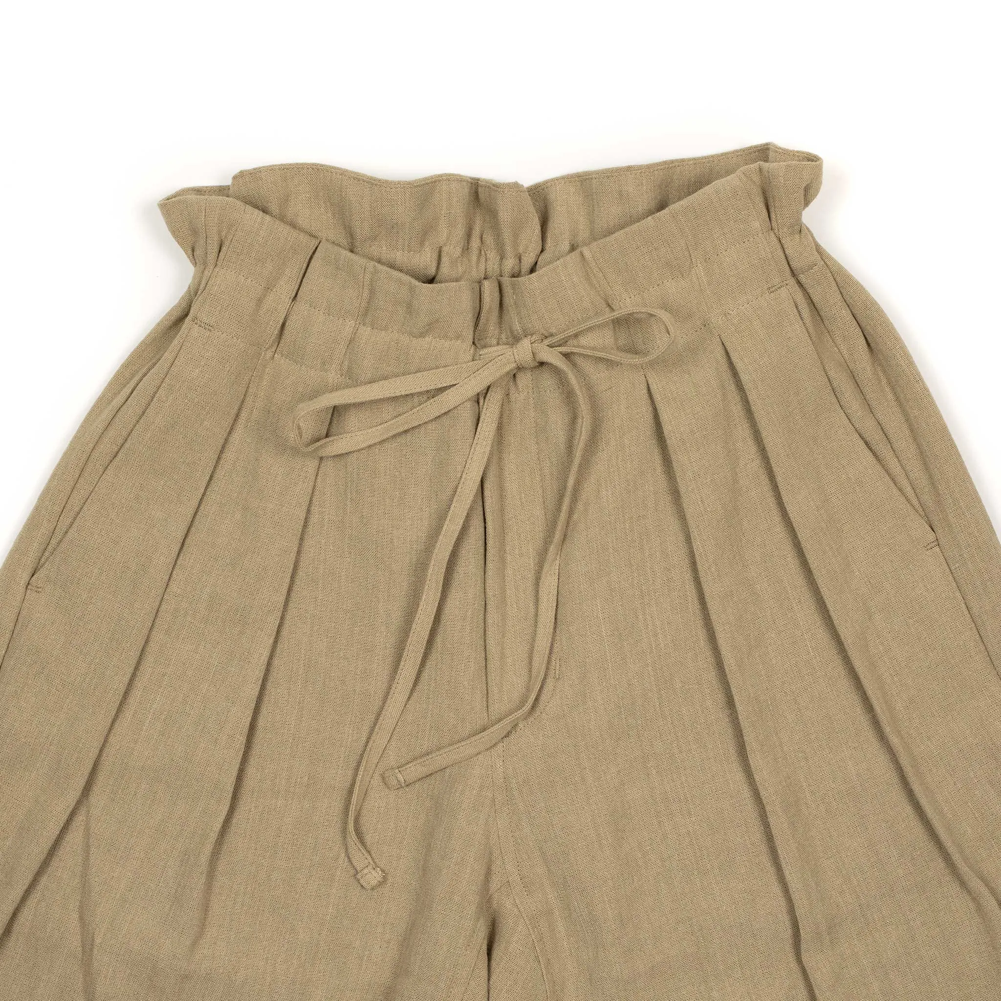 Relaxed drawstring pants in khaki linen